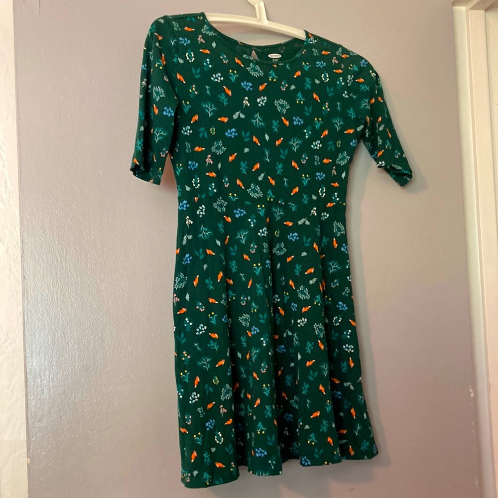 Big girls’ 100% cotton skater dress with cute fox pattern, forest green